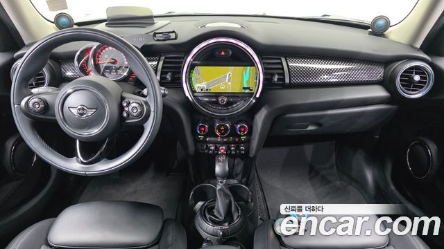 Mini Cooper 2016 — photo 10