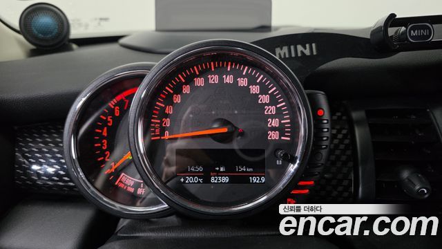 Mini Cooper 2016 — photo 11