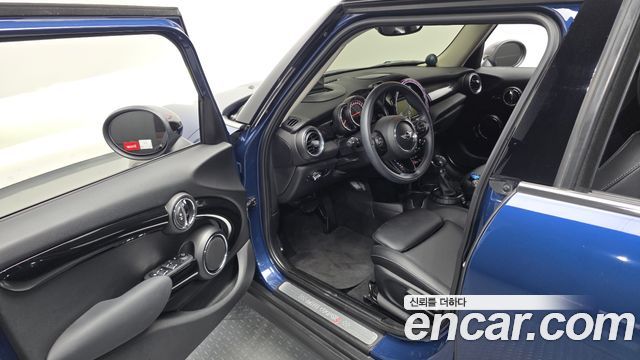 Mini Cooper 2016 — photo 13