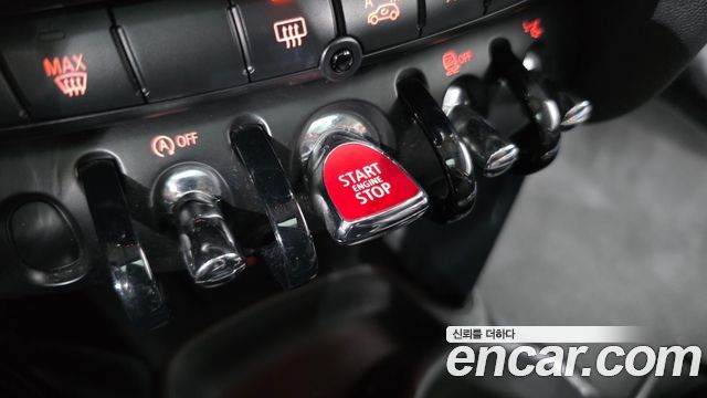 Mini Cooper 2016 — photo 25