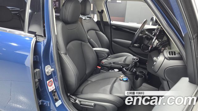Mini Cooper 2016 — photo 16