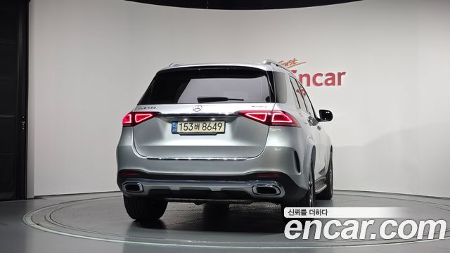 Mercedes-Benz GLE-Class 2021 — photo 4