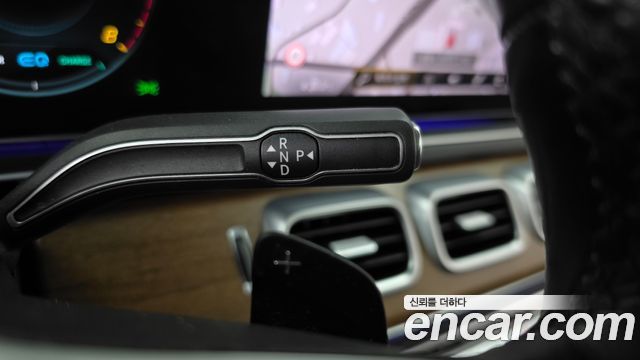 Mercedes-Benz GLE-Class 2021 — photo 12