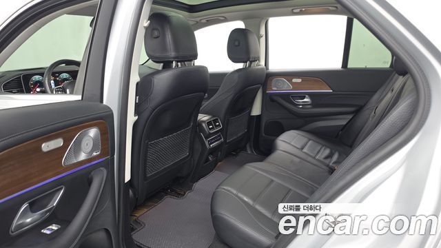 Mercedes-Benz GLE-Class 2021 — photo 16