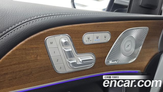 Mercedes-Benz GLE-Class 2021 — photo 34