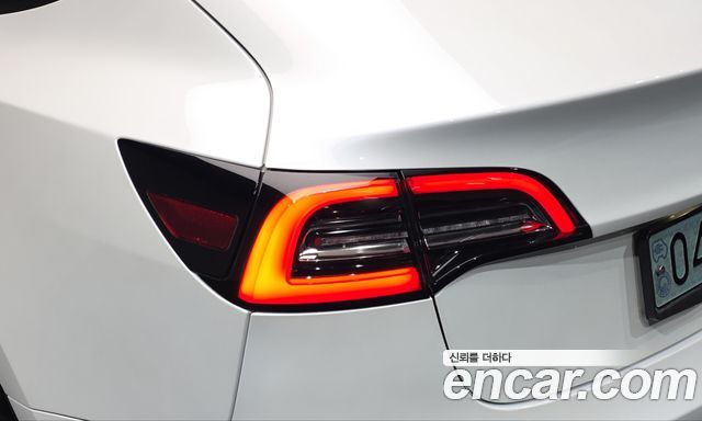 Tesla Model 3 2022 — photo 9