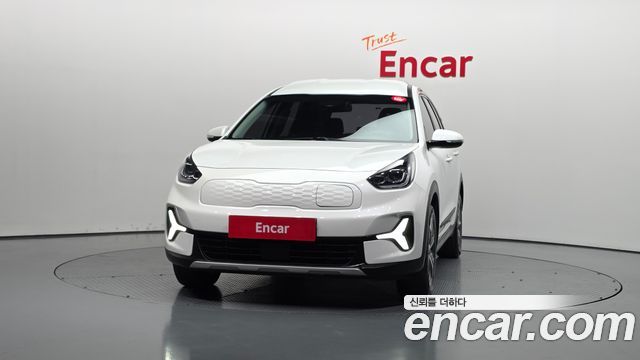 Kia Niro 2023 — photo 3
