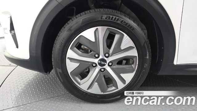 Kia Niro 2023 — photo 5