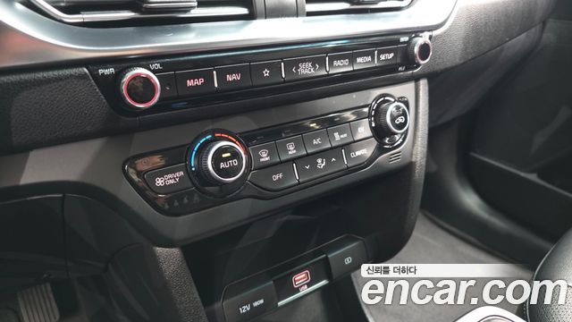 Kia Niro 2023 — photo 22