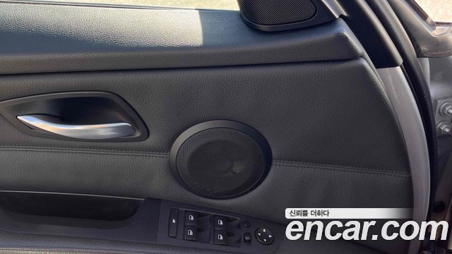 BMW 3-Series 2006 — photo 13