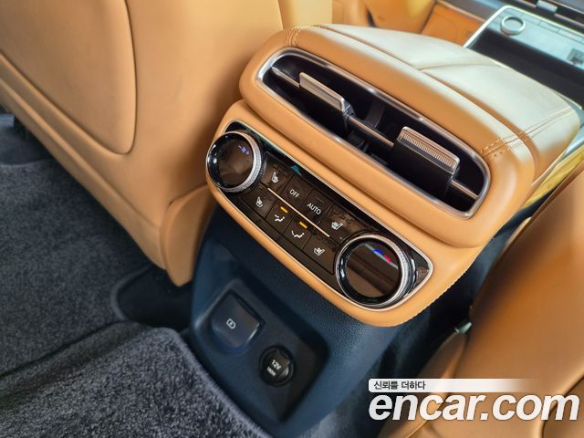 Genesis GV80 2020 — photo 19