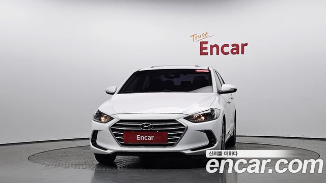 Hyundai AVANTE 2017 — photo 3