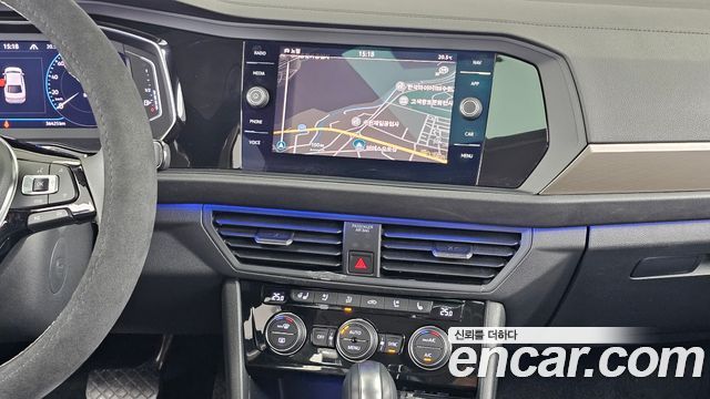 Volkswagen Jetta 2021 — photo 25