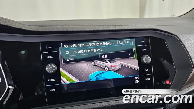 Volkswagen Jetta 2021 — photo 34