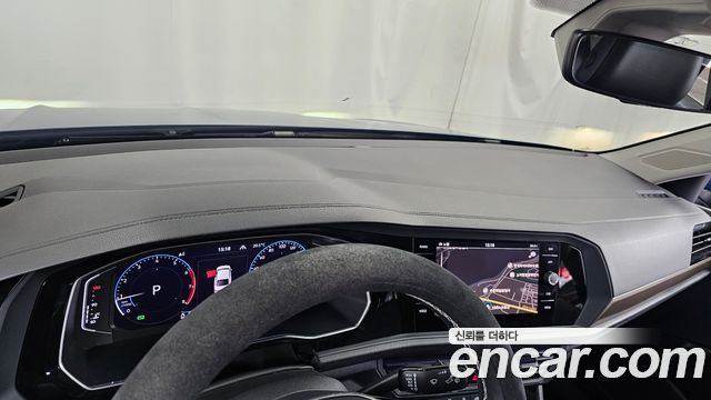 Volkswagen Jetta 2021 — photo 37