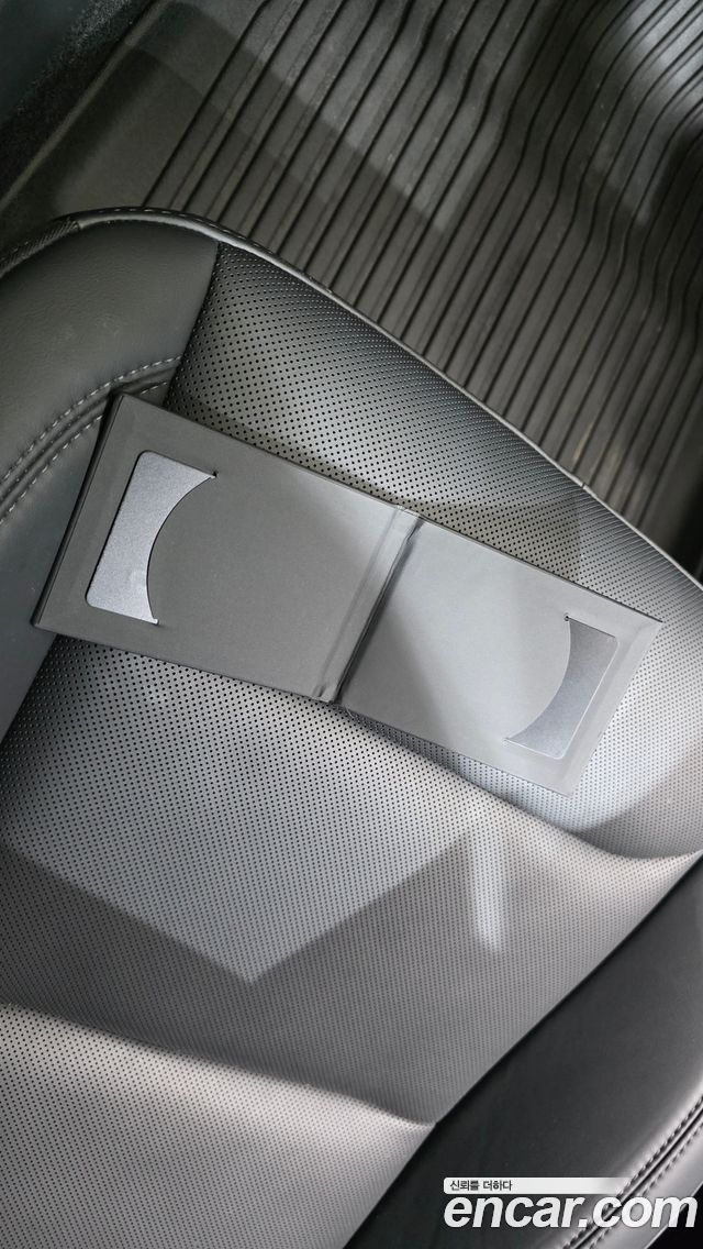 Tesla Model 3 2025 — photo 22
