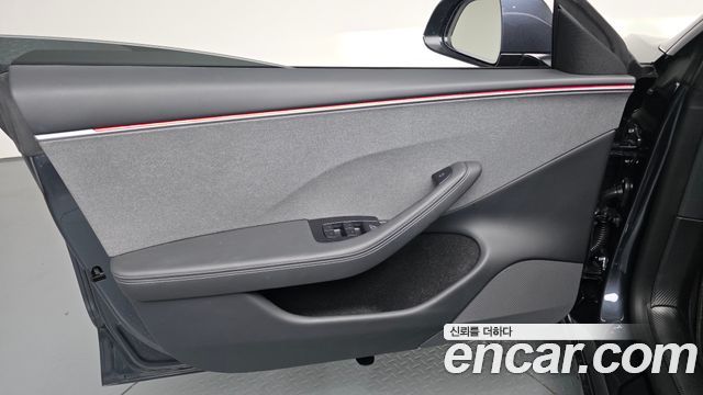 Tesla Model 3 2025 — photo 14