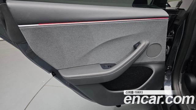 Tesla Model 3 2025 — photo 15