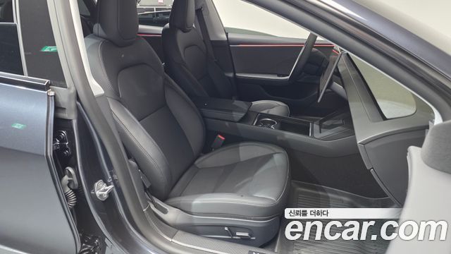 Tesla Model 3 2025 — photo 16