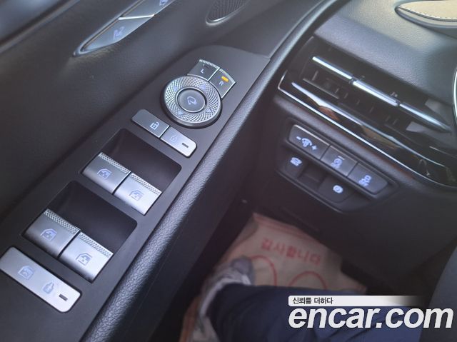 Genesis G80 2023 — photo 7
