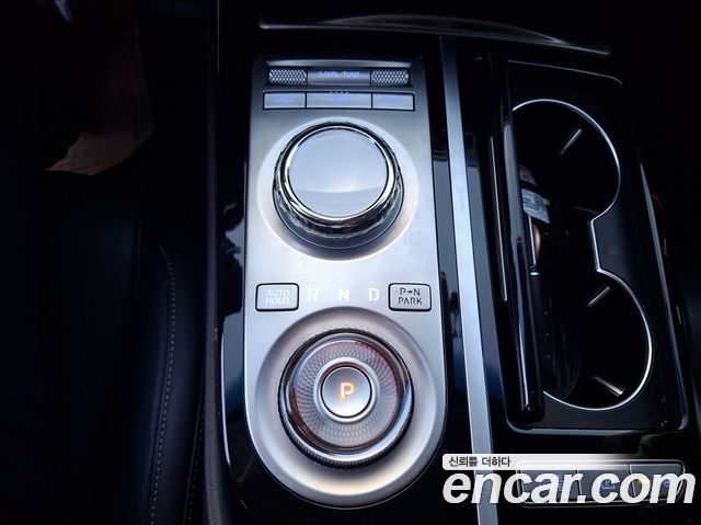 Genesis G80 2023 — photo 9