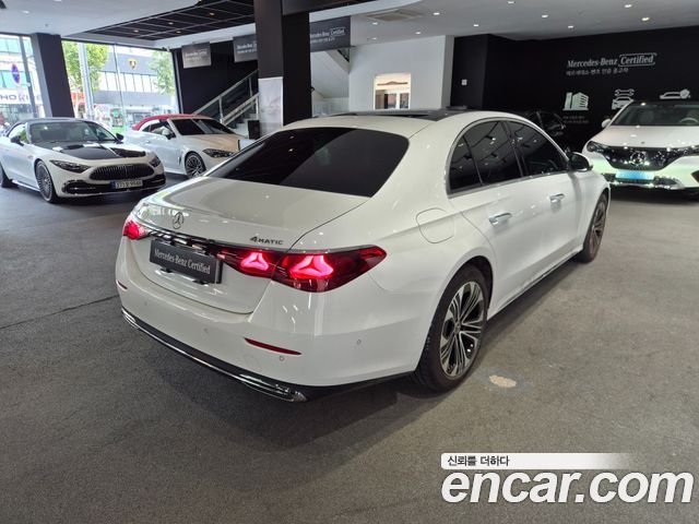 Mercedes-Benz E-Class 2026 — photo 2