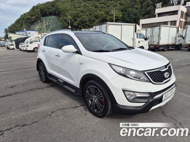 Kia Sportage 2011 — photo 1