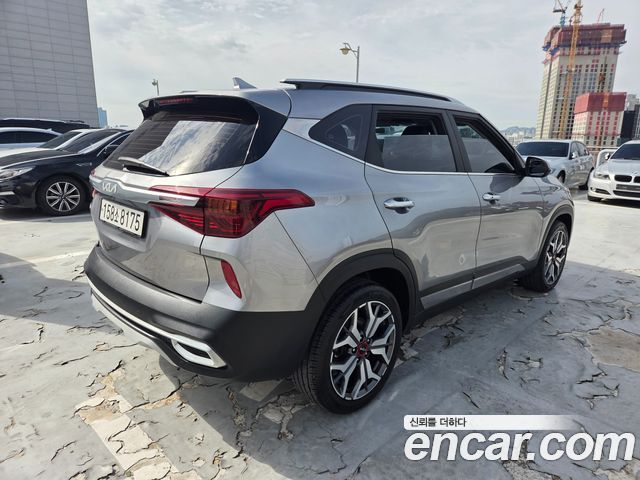 Kia Seltos 2023 — photo 2