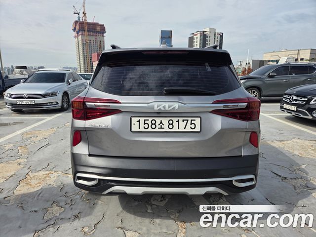 Kia Seltos 2023 — photo 4