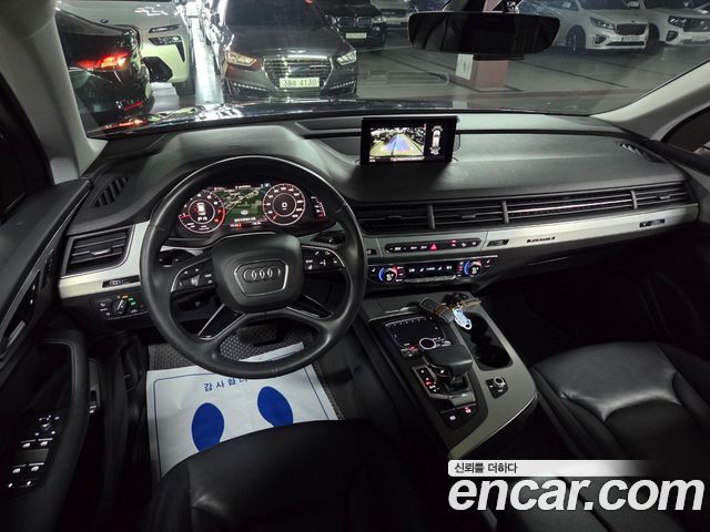 Audi Q7 2019 — photo 7