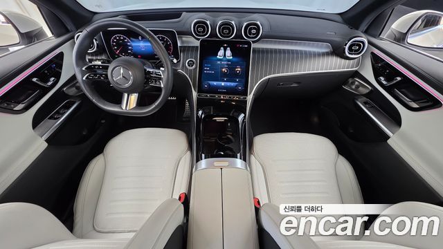 Mercedes-Benz GLC-Class 2024 — photo 10