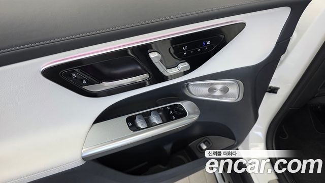 Mercedes-Benz GLC-Class 2024 — photo 27
