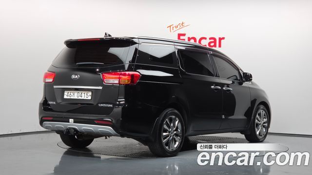 Kia Canival 2016 — photo 2
