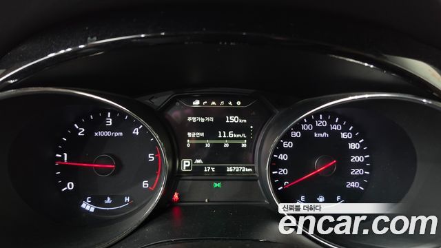 Kia Canival 2016 — photo 11