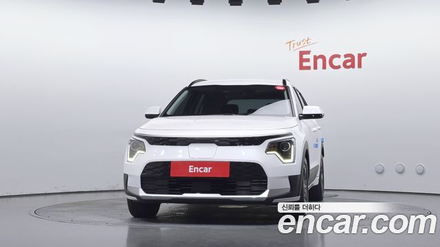 Kia Niro 2023 — photo 3