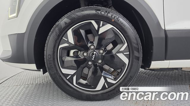 Kia Niro 2023 — photo 5