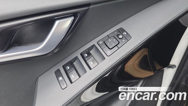 Kia Niro 2023 — photo 18