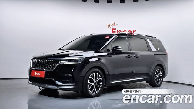 Kia Canival 2021 — photo 1