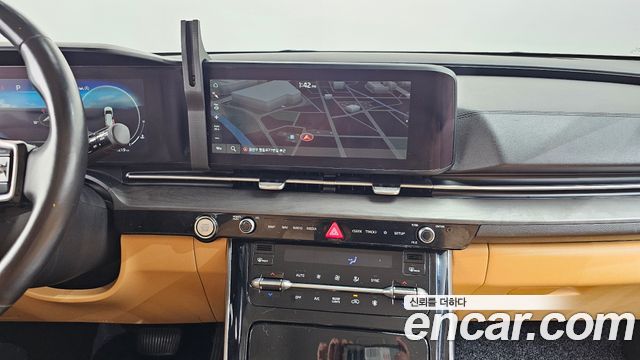 Kia Canival 2021 — photo 18