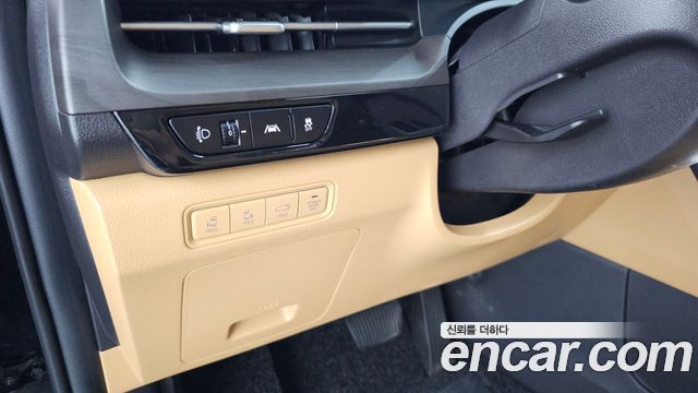 Kia Canival 2021 — photo 26