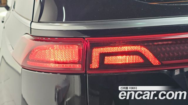 Kia Canival 2021 — photo 9