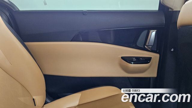 Kia Canival 2021 — photo 15