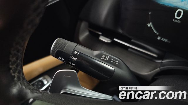 Kia Canival 2021 — photo 36