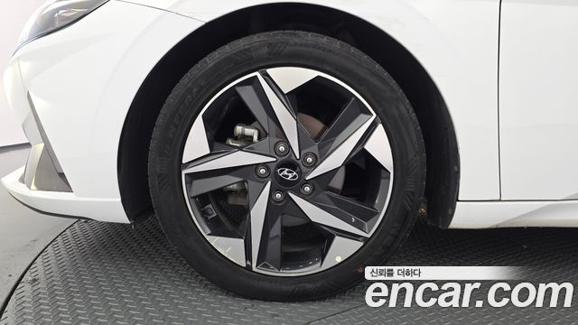 Hyundai AVANTE 2021 — photo 5
