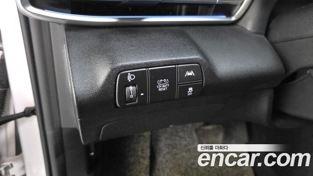 Hyundai AVANTE 2021 — photo 27