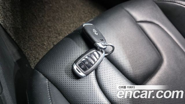 Hyundai AVANTE 2021 — photo 28