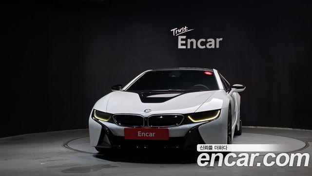 BMW i8 2015 — photo 3