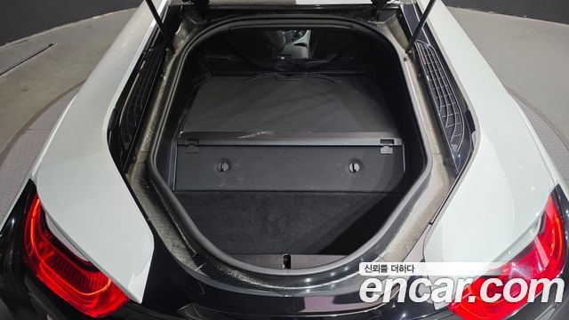 BMW i8 2015 — photo 6