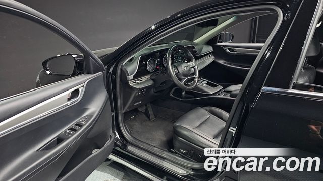 Hyundai Grandeur 2022 — photo 13