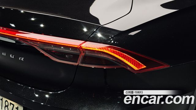Hyundai Grandeur 2022 — photo 9